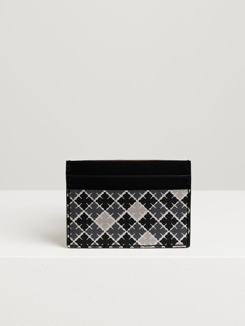 Elia cardholder Elia cardholder