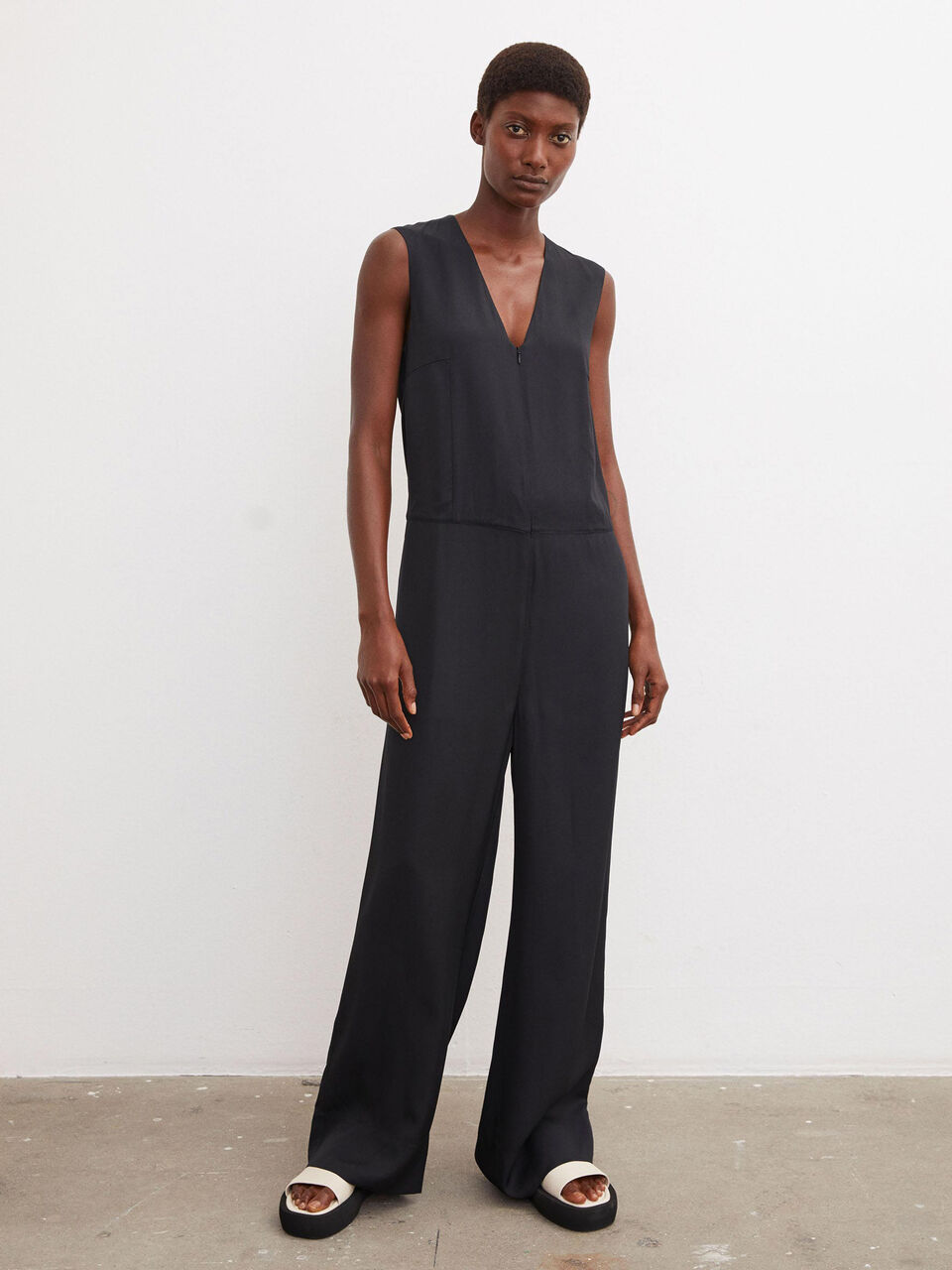 Navellia jumpsuit Navellia jumpsuit