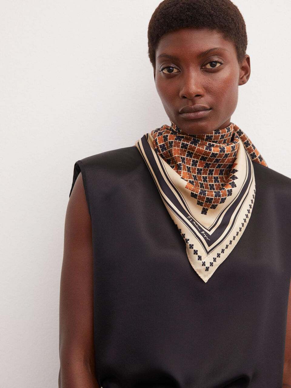 Carrey silk scarf Carrey silk scarf