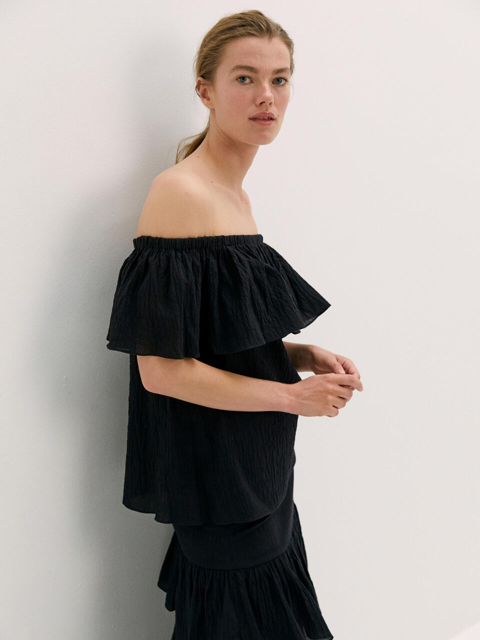 Nelsonia top Nelsonia top