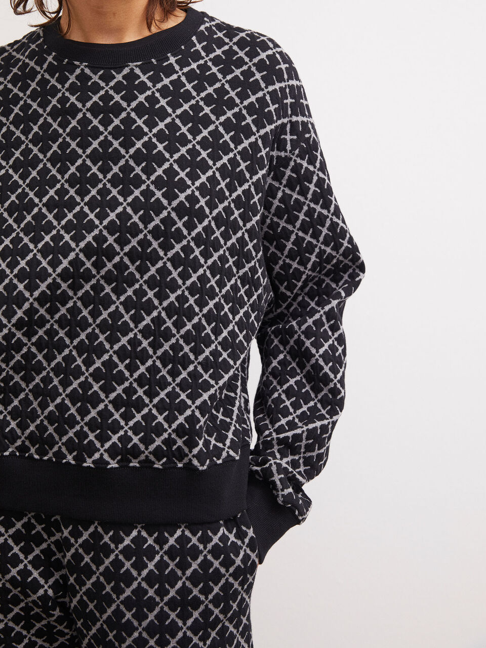 Yasmia jacquard sweatshirt Yasmia jacquard sweatshirt