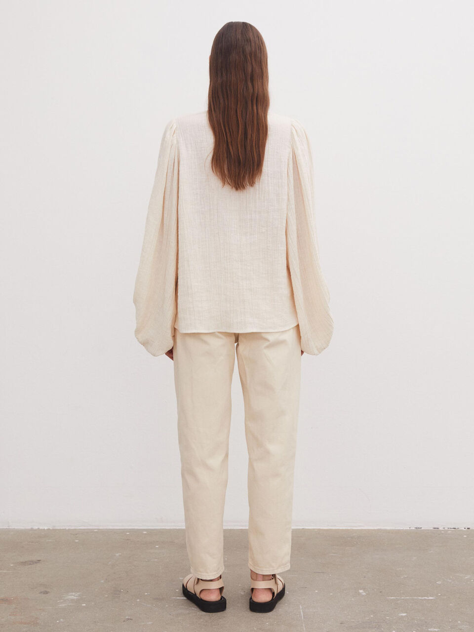 Dausi balloon-sleeved top Dausi balloon-sleeved top