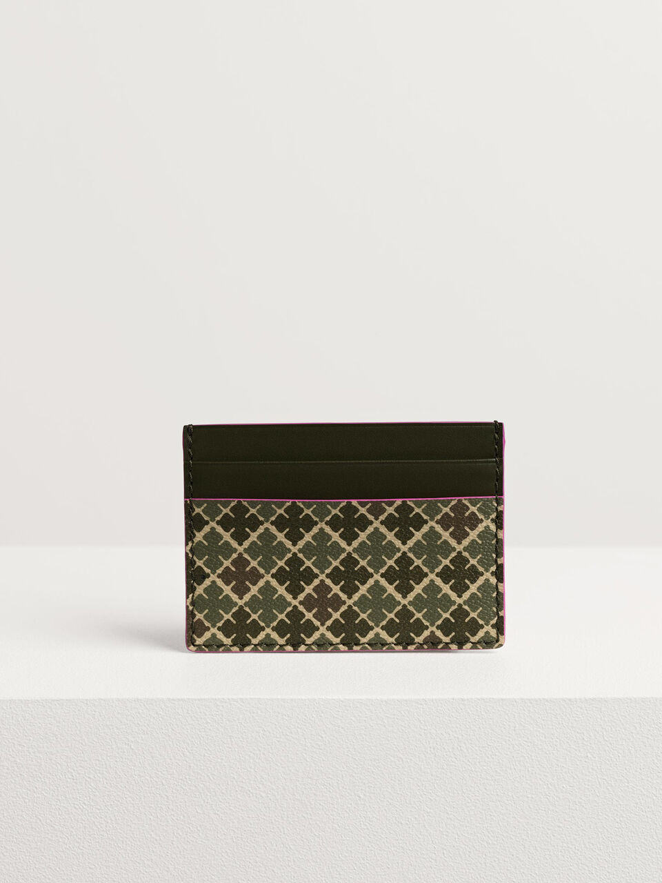 Elia cardholder Elia cardholder