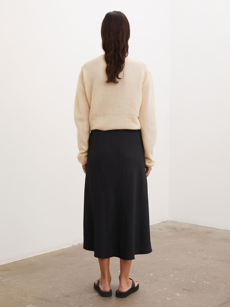 Oshin asymmetrical skirt Oshin asymmetrical skirt