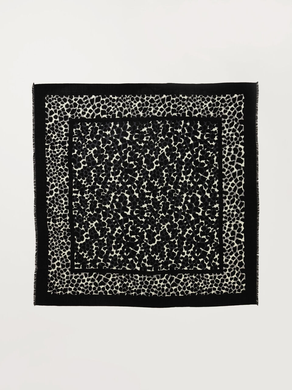 Loella scarf Loella scarf