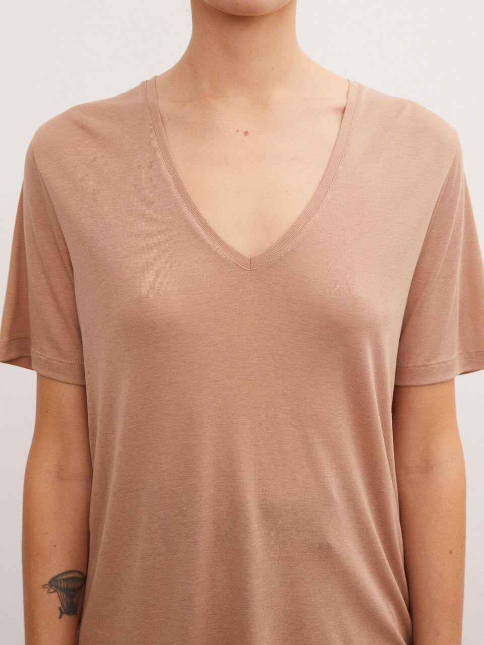 Amika sustainable T-shirt Amika sustainable T-shirt
