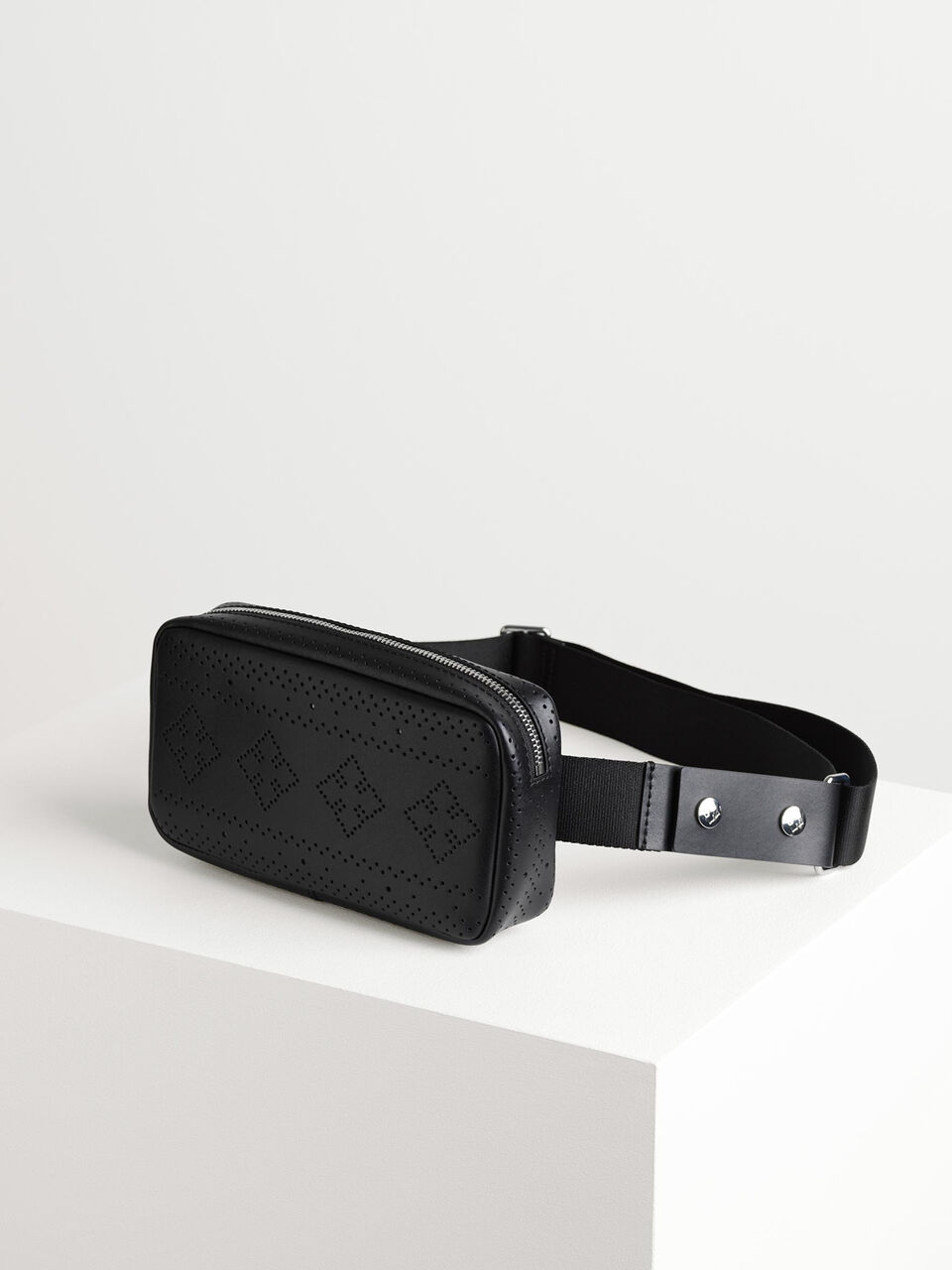 Evi Bumbag Evi Bumbag