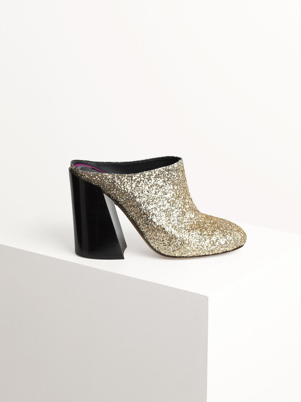 Sister shoes Sister shoes