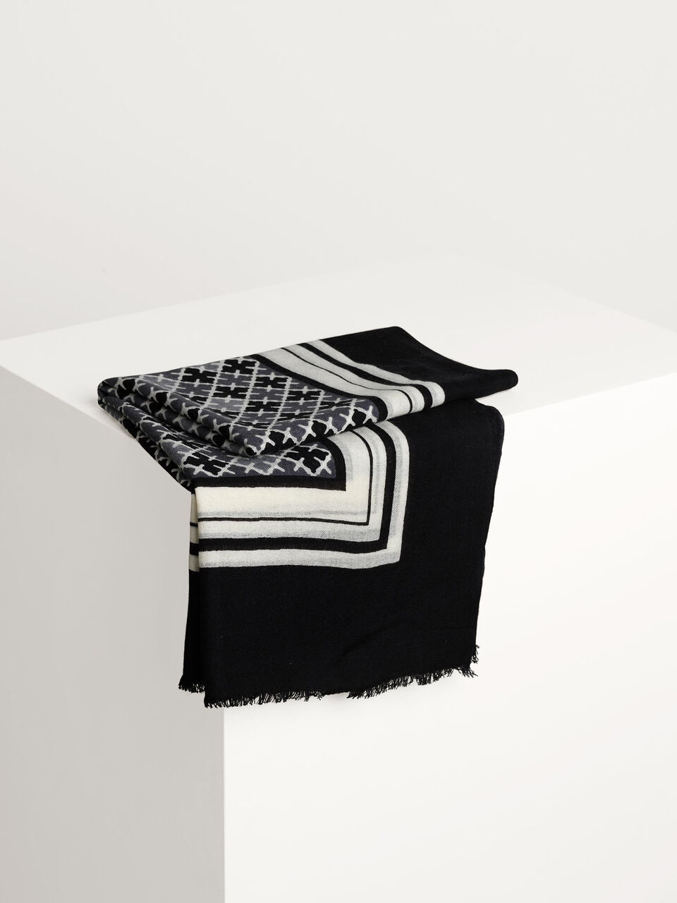 Loreen scarf Loreen scarf