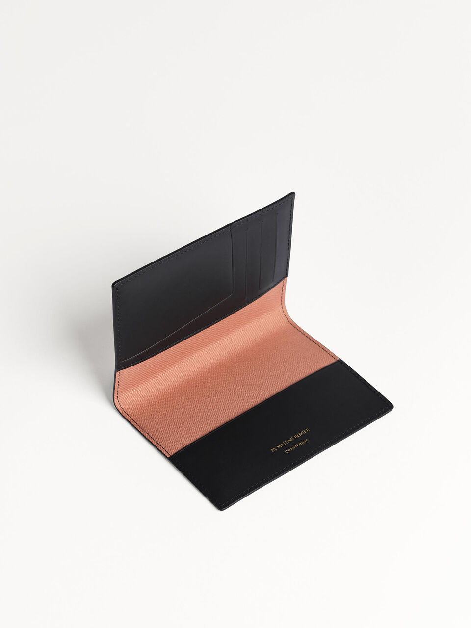 Ivy passport holder Ivy passport holder