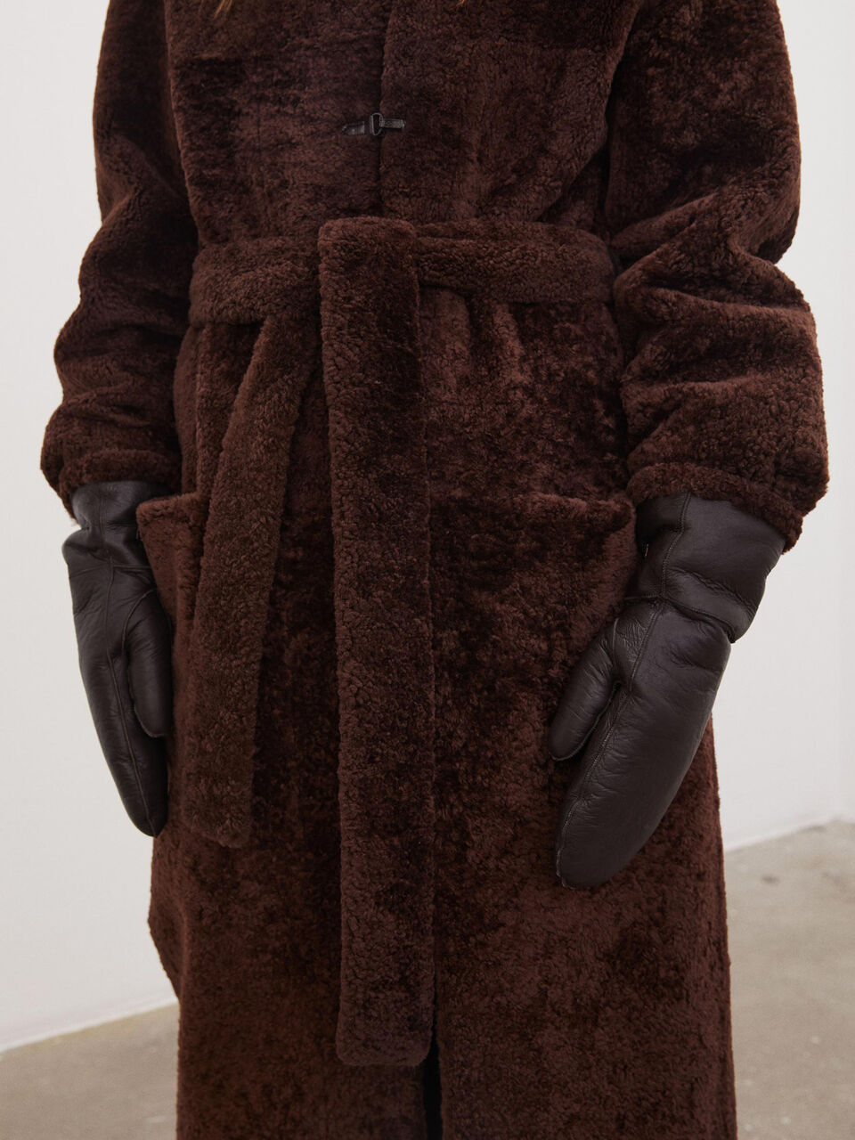 Shearlas fur shearling mittens Shearlas fur shearling mittens