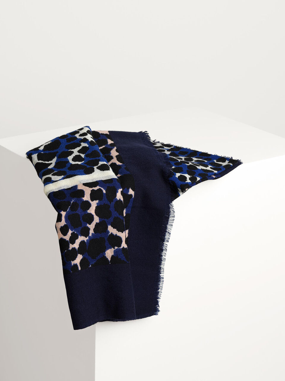 Loella scarf Loella scarf