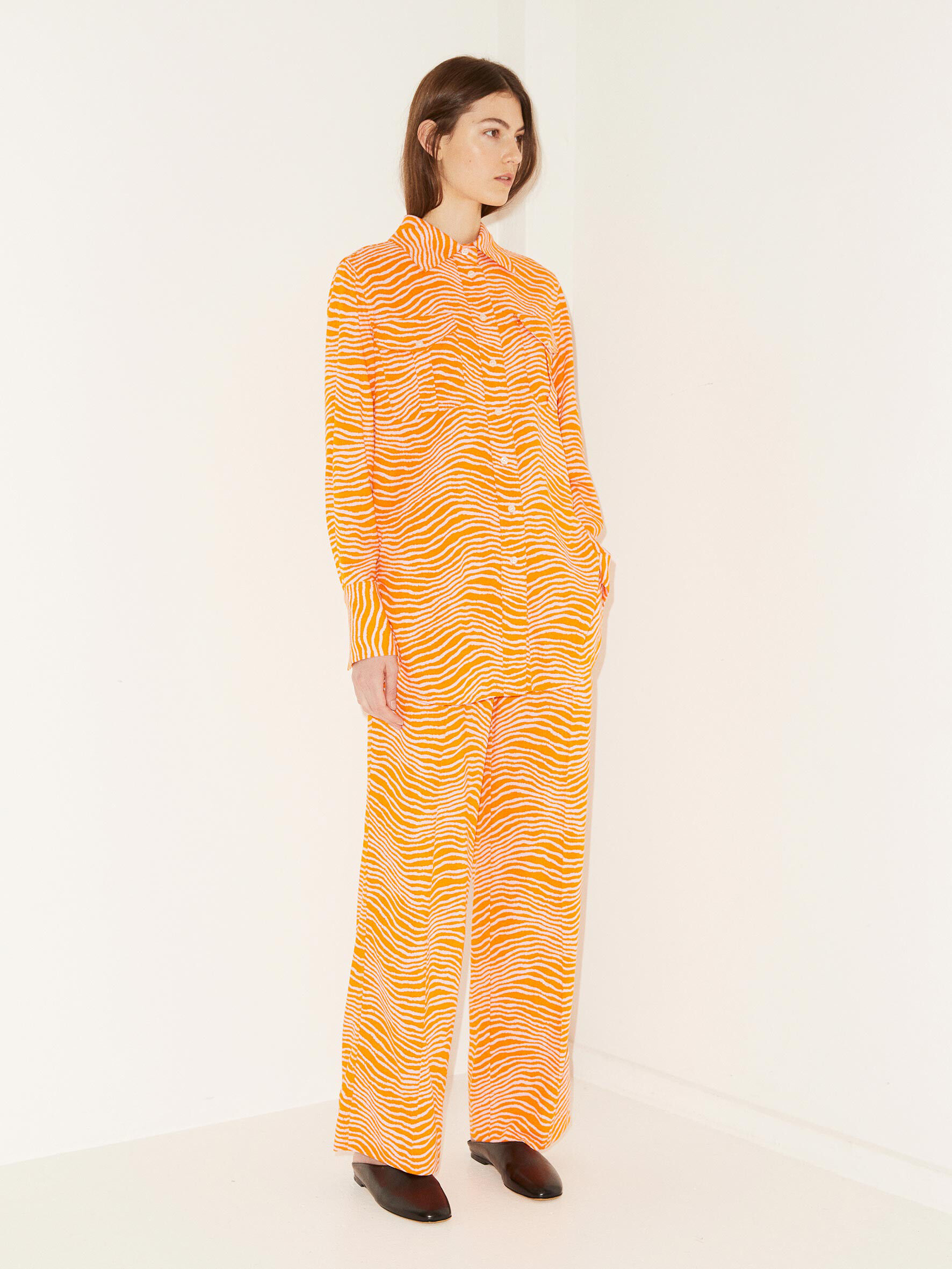 Feeria shirt Buy online Feeria (Peach) (2999 kr) By Malene Birger |