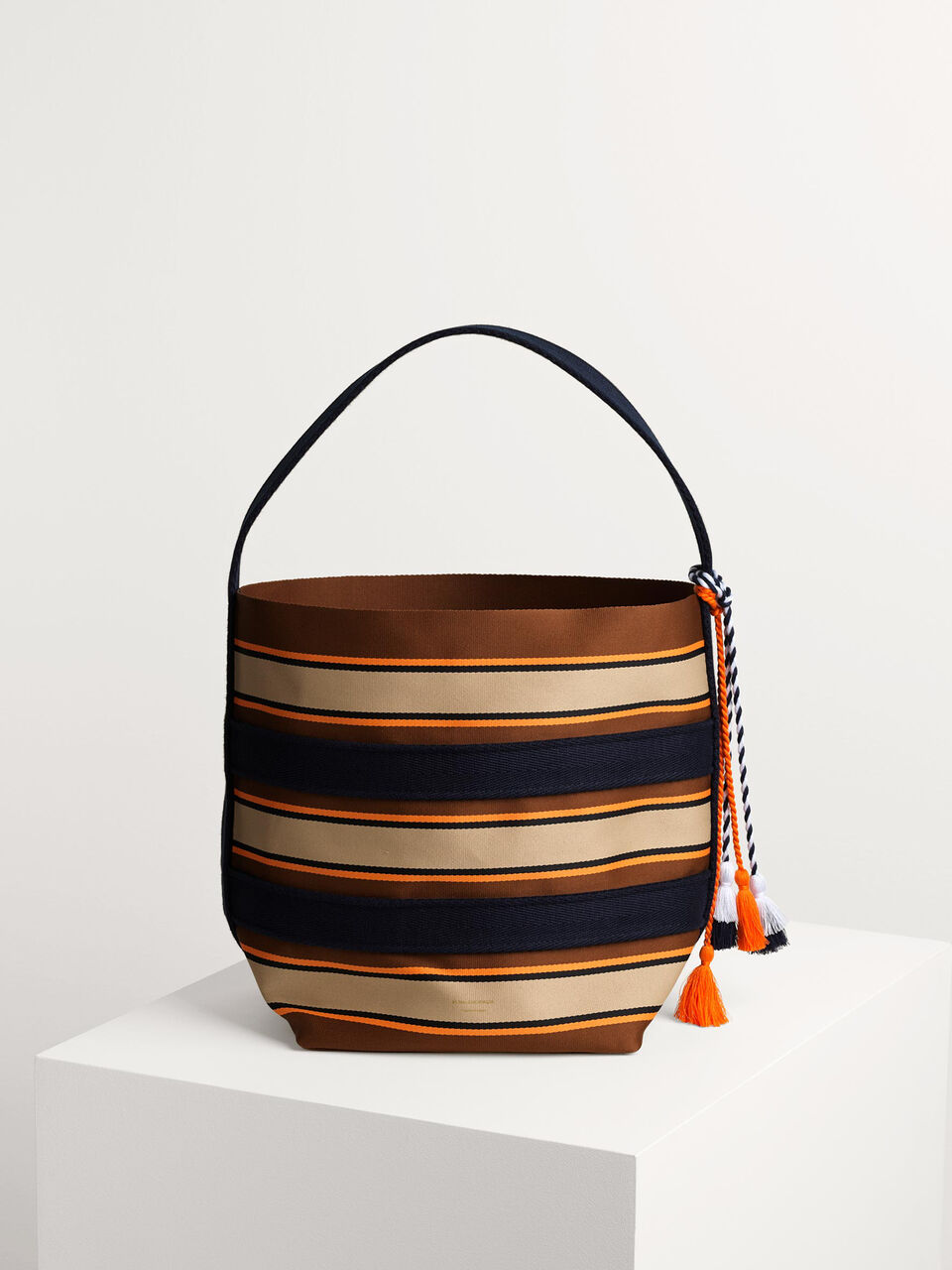 Etney tote bag Etney tote bag