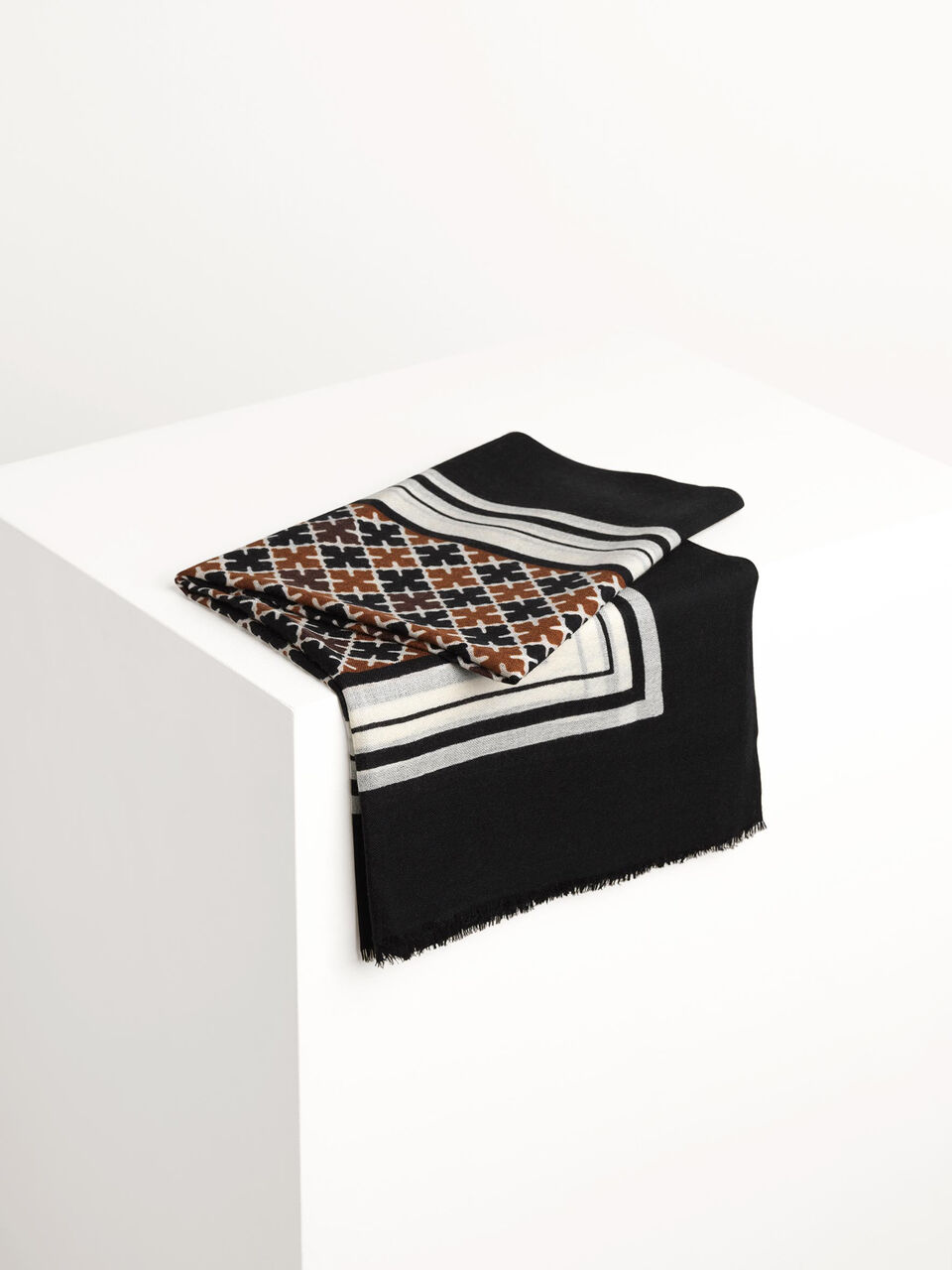 Loreen scarf Loreen scarf