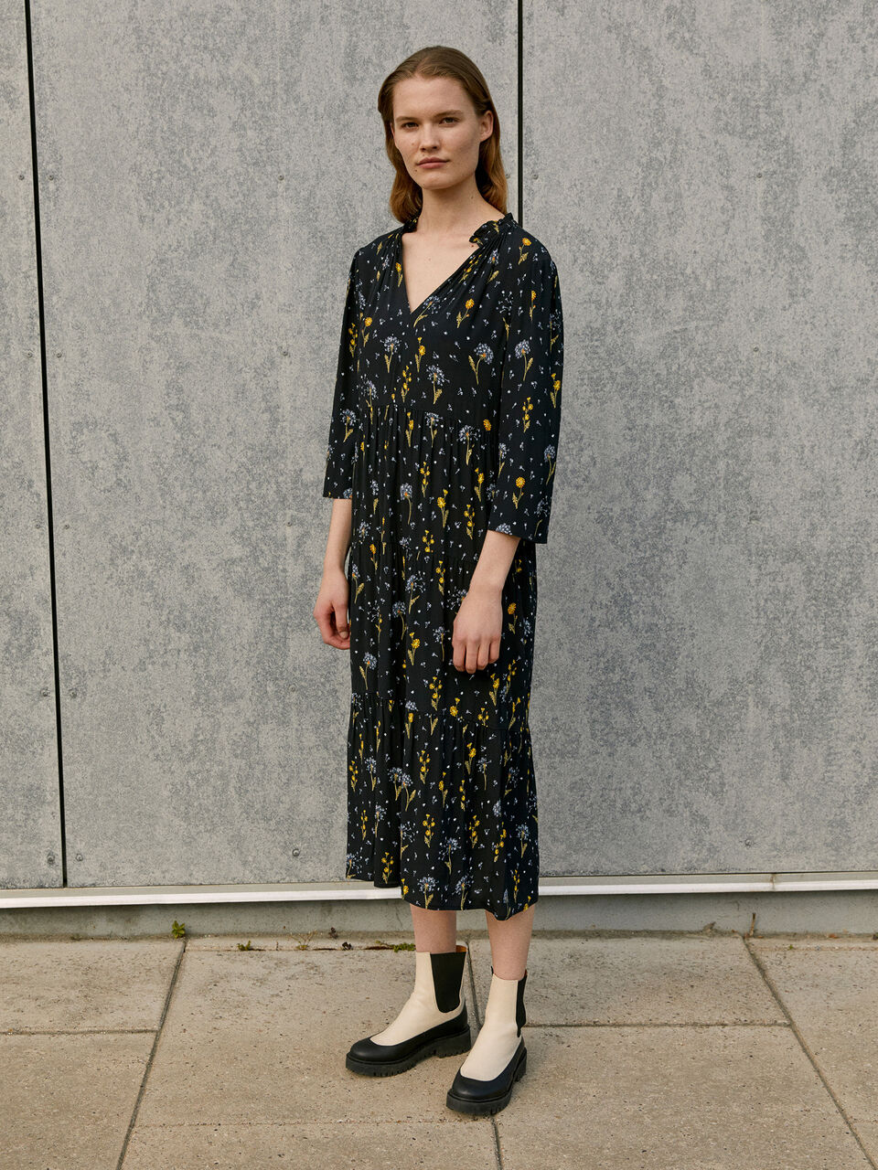 Caramex midi dress Caramex midi dress