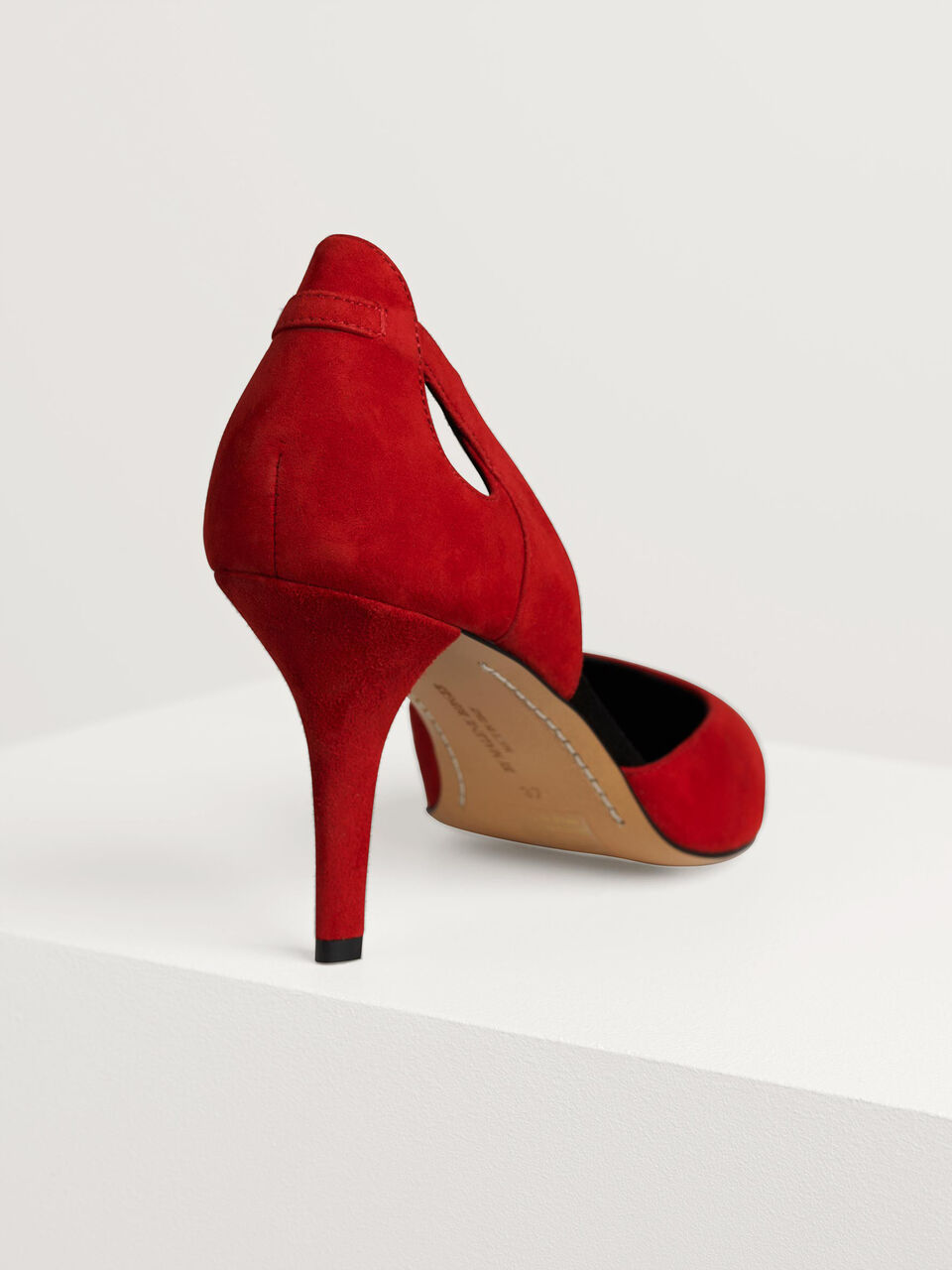 May 85 detail pumps May 85 detail pumps