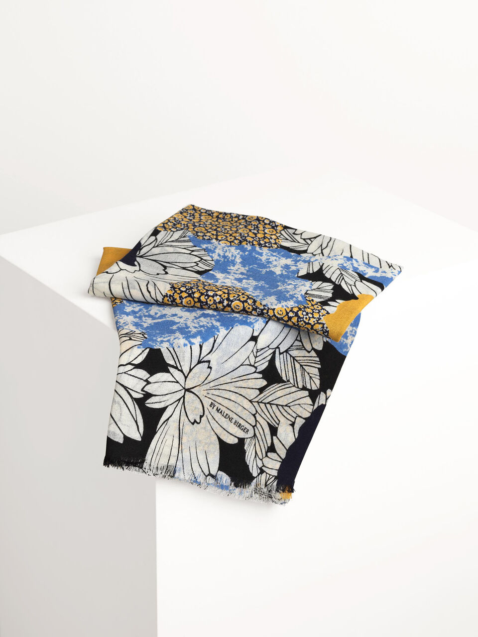 Ancelina scarf Ancelina scarf