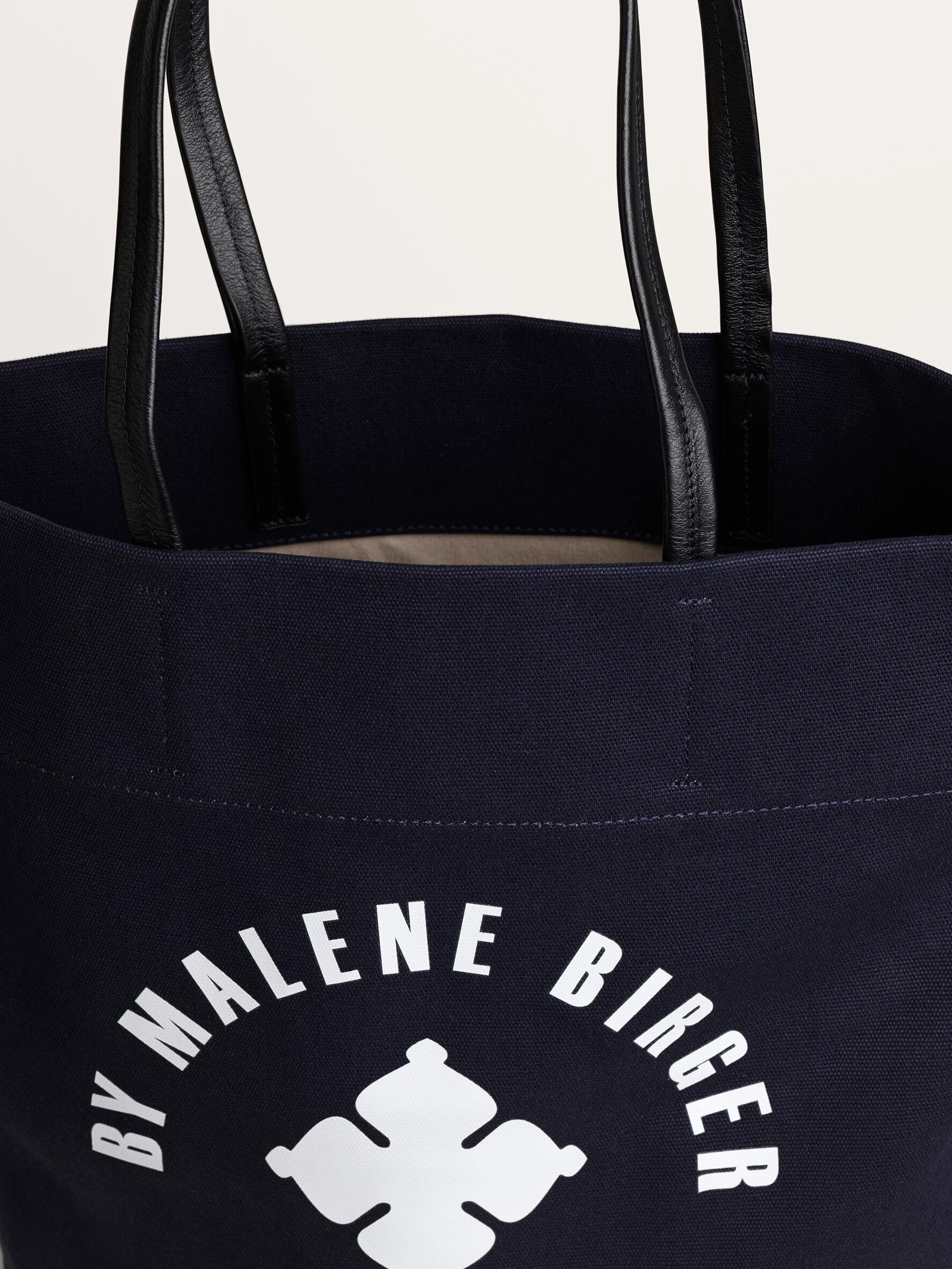 Flora tote taske Køb Mid season sale online Flora tote taske Køb Mid season sale online