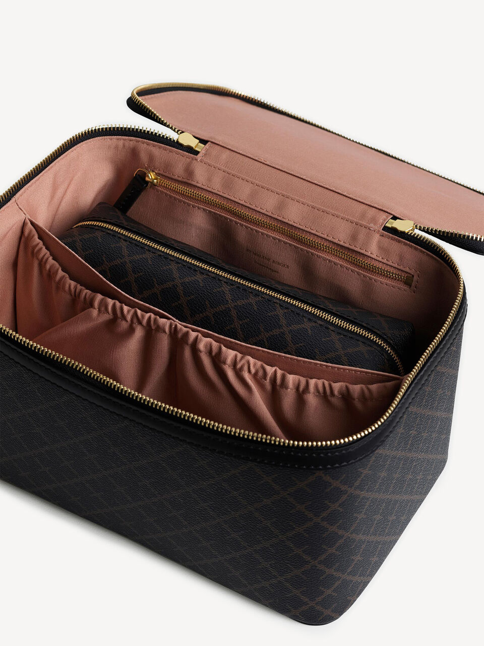Bae Beauty cosmetics case Bae Beauty cosmetics case