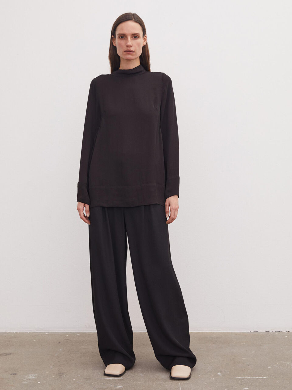 Carmamena high-neck shirt Carmamena high-neck shirt