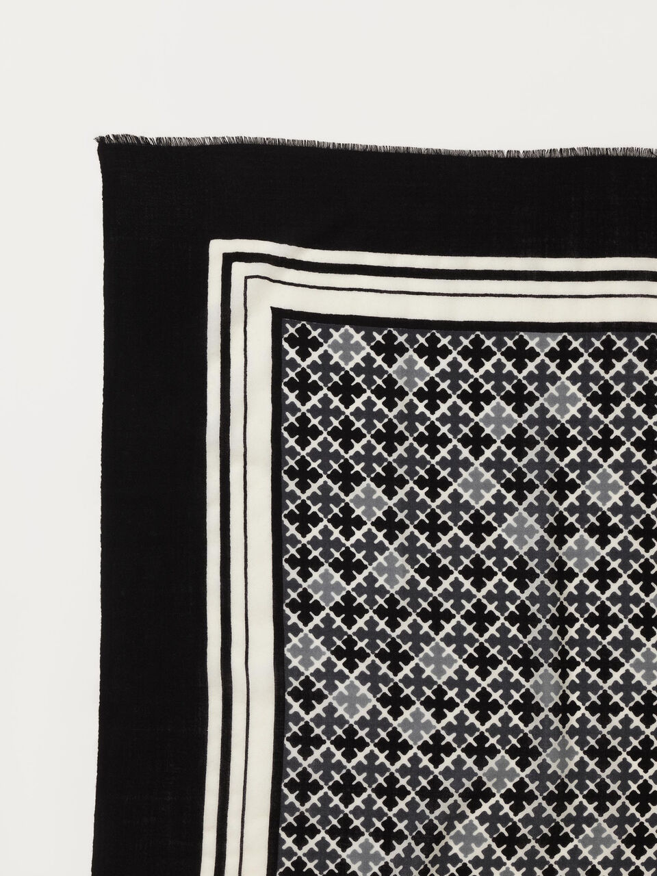 Loreen scarf Loreen scarf