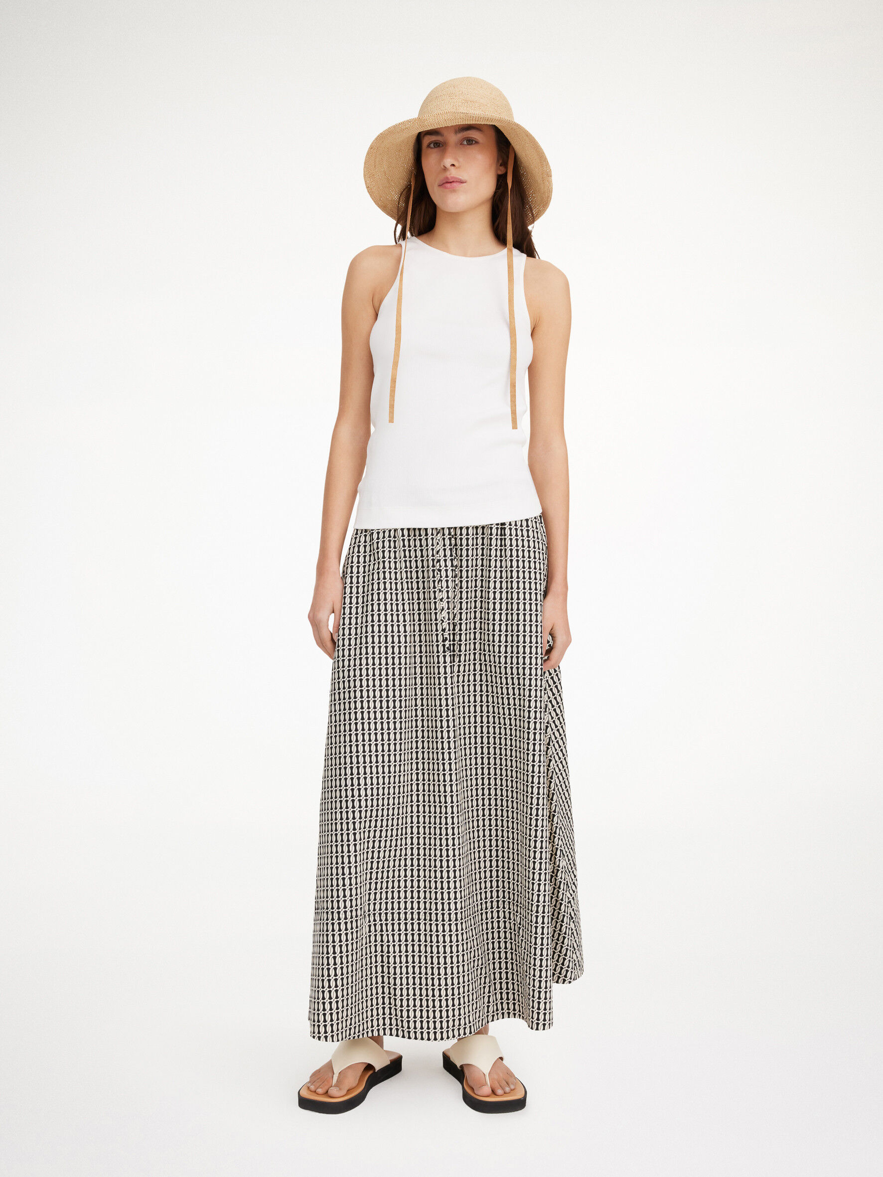 Pheobes organic cotton skirt Buy New arrivals online