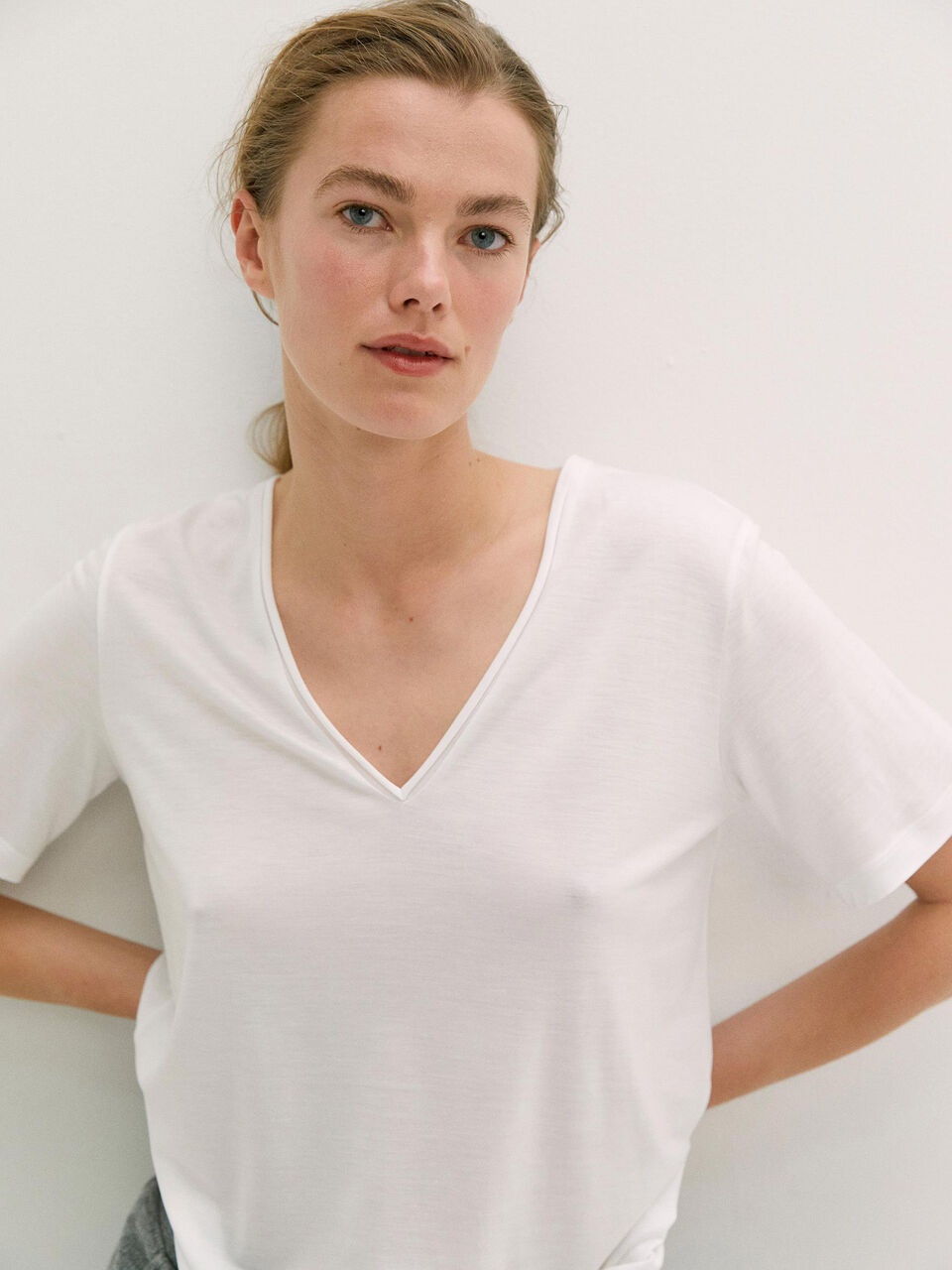 Aneilia T-shirt Aneilia T-shirt