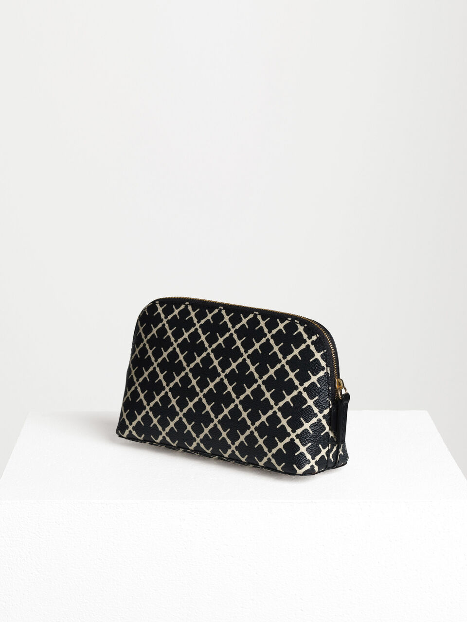 Bae small cosmetics case Bae small cosmetics case