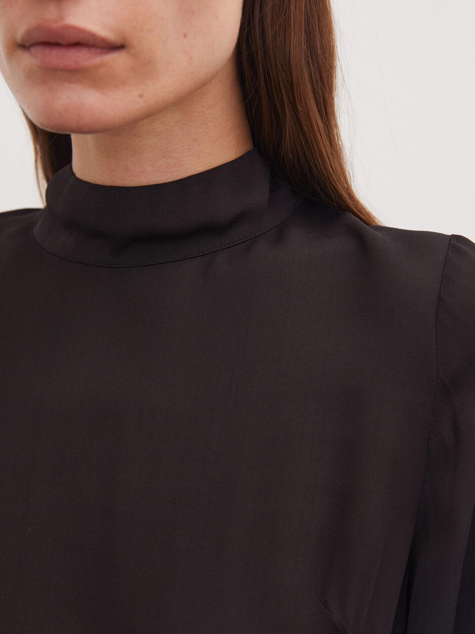 Carmamena high-neck shirt Carmamena high-neck shirt