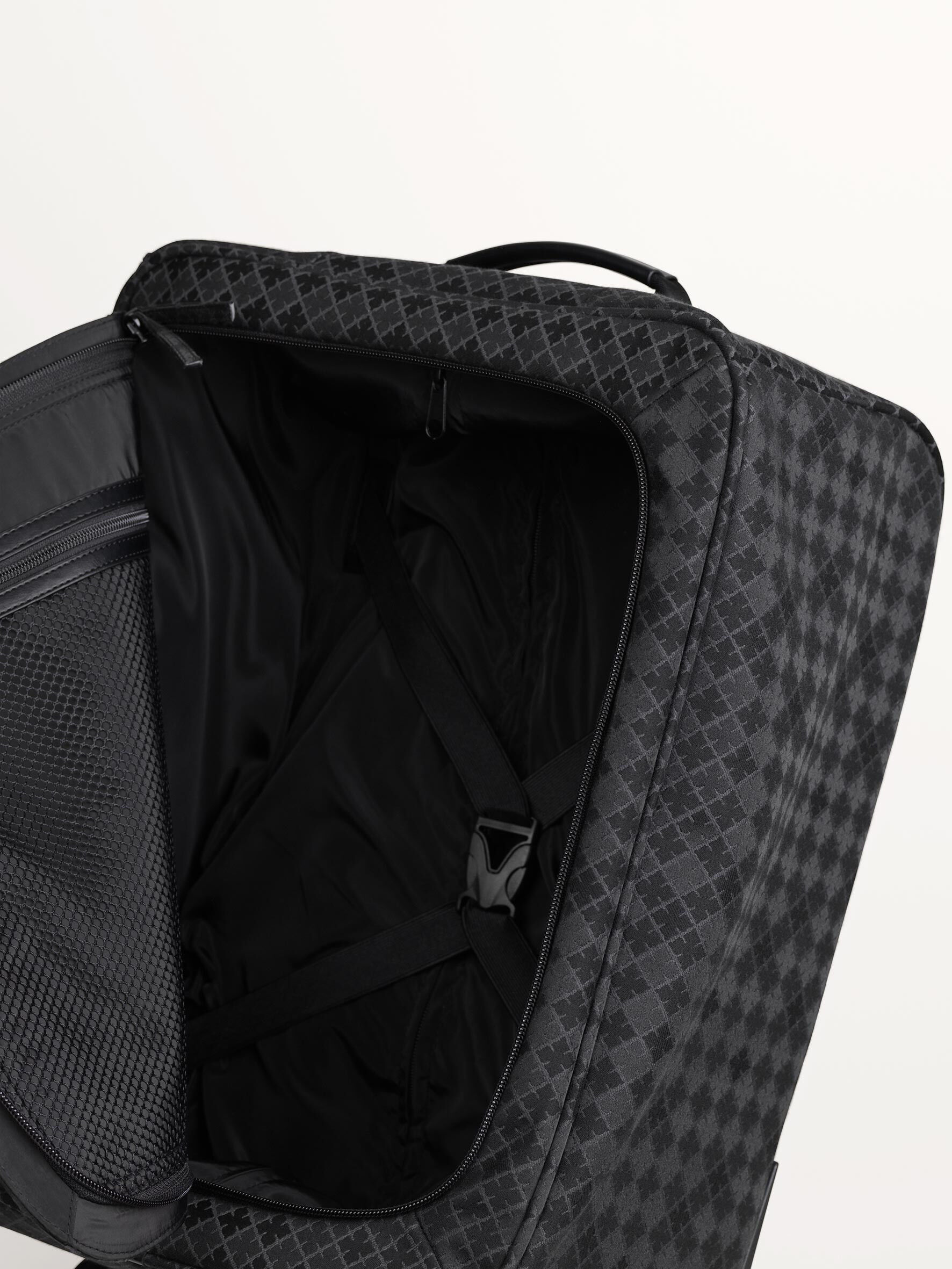 rolly suitcases