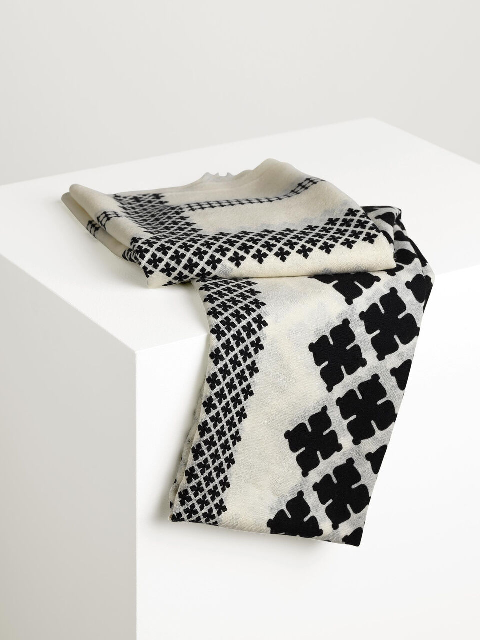 Juliet scarf Juliet scarf