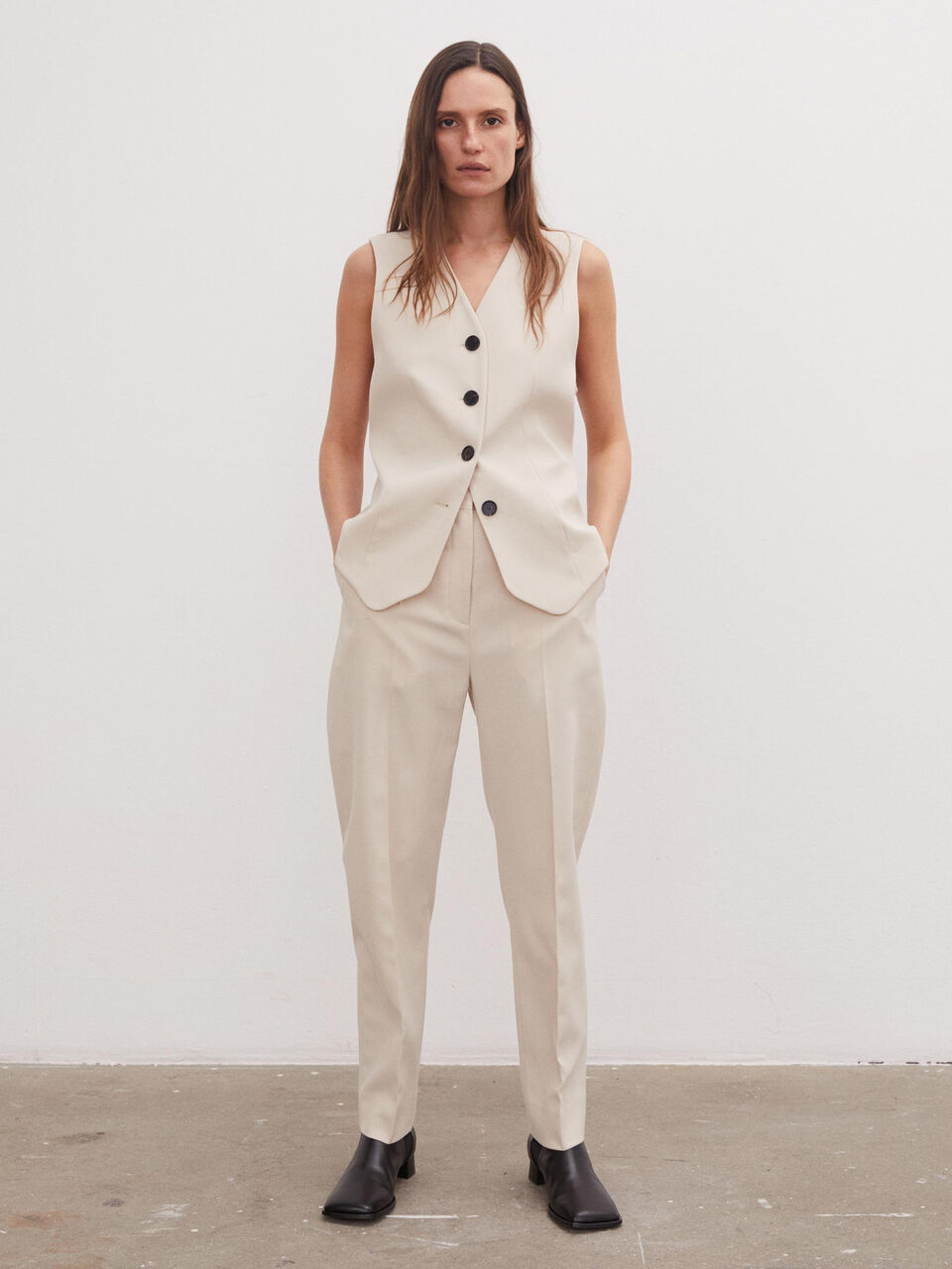 Simonsa button-down waistcoat Simonsa button-down waistcoat