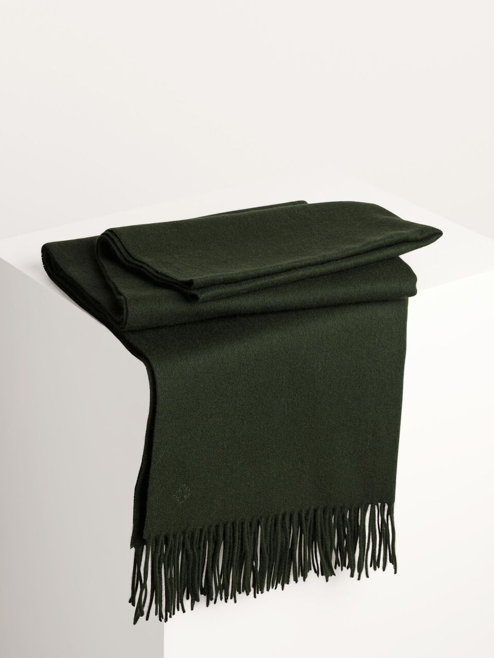 Ementary scarf Ementary scarf