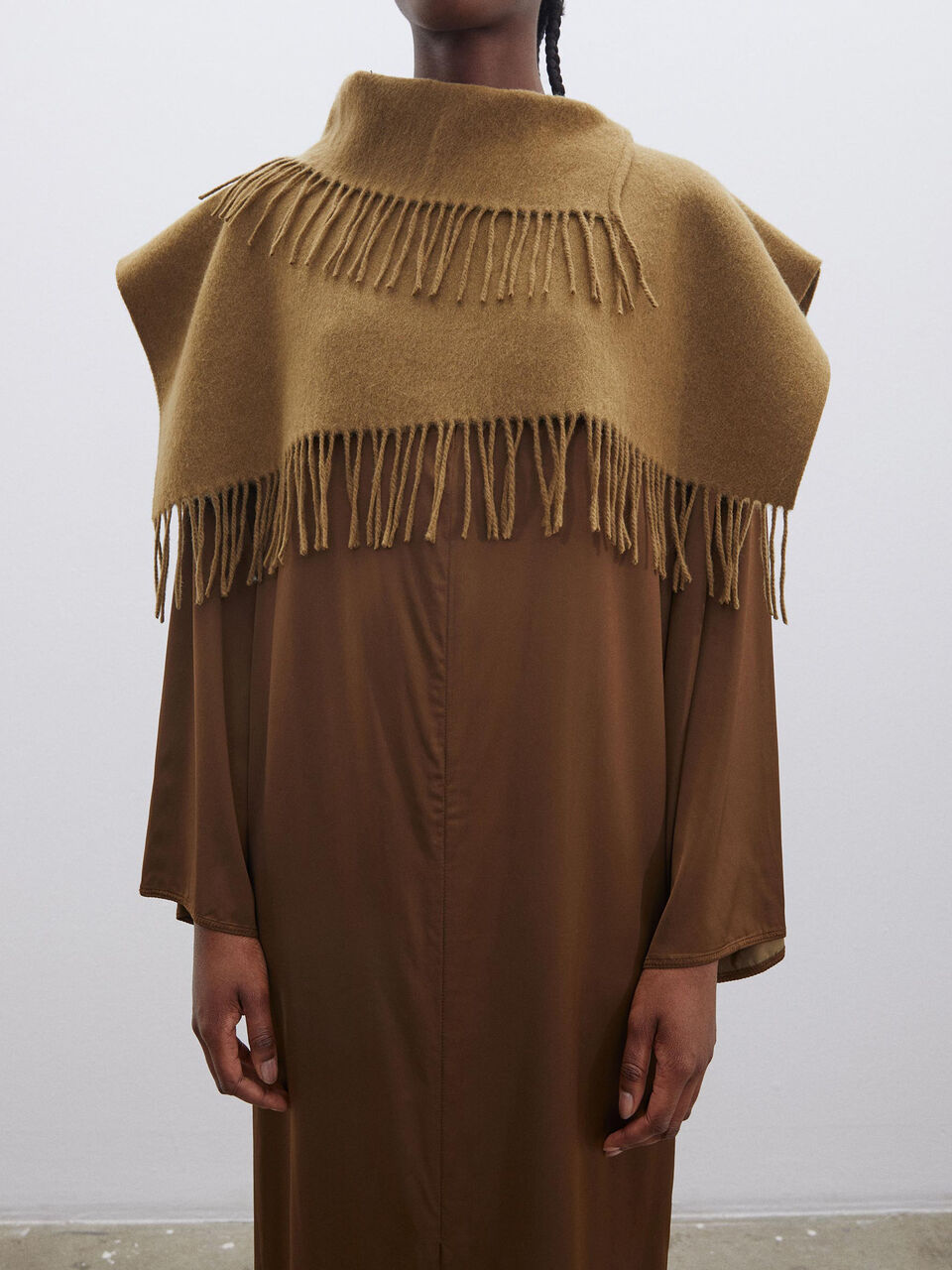 Turtla wool fringe bib Turtla wool fringe bib