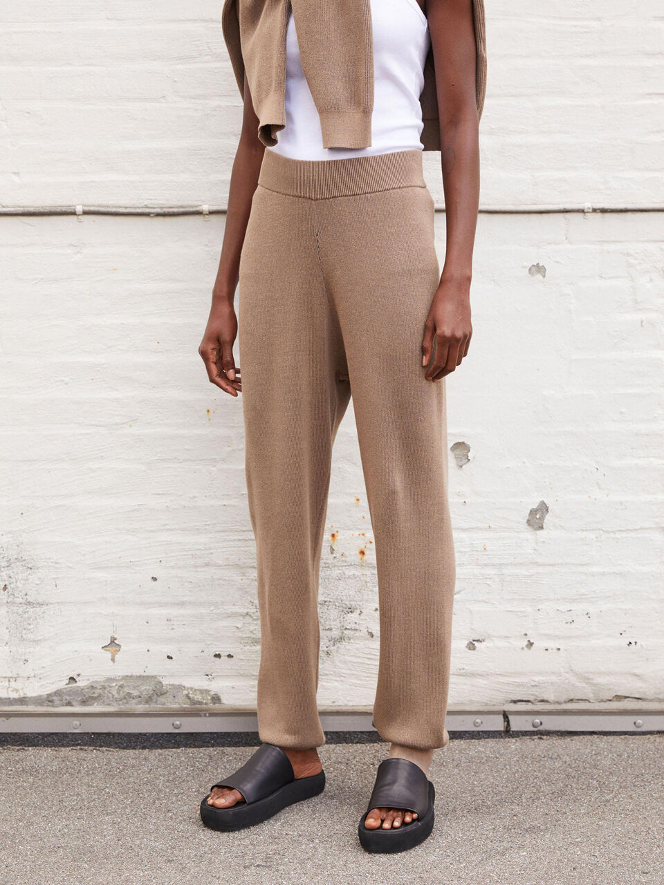 Thusa sweatpants Thusa sweatpants