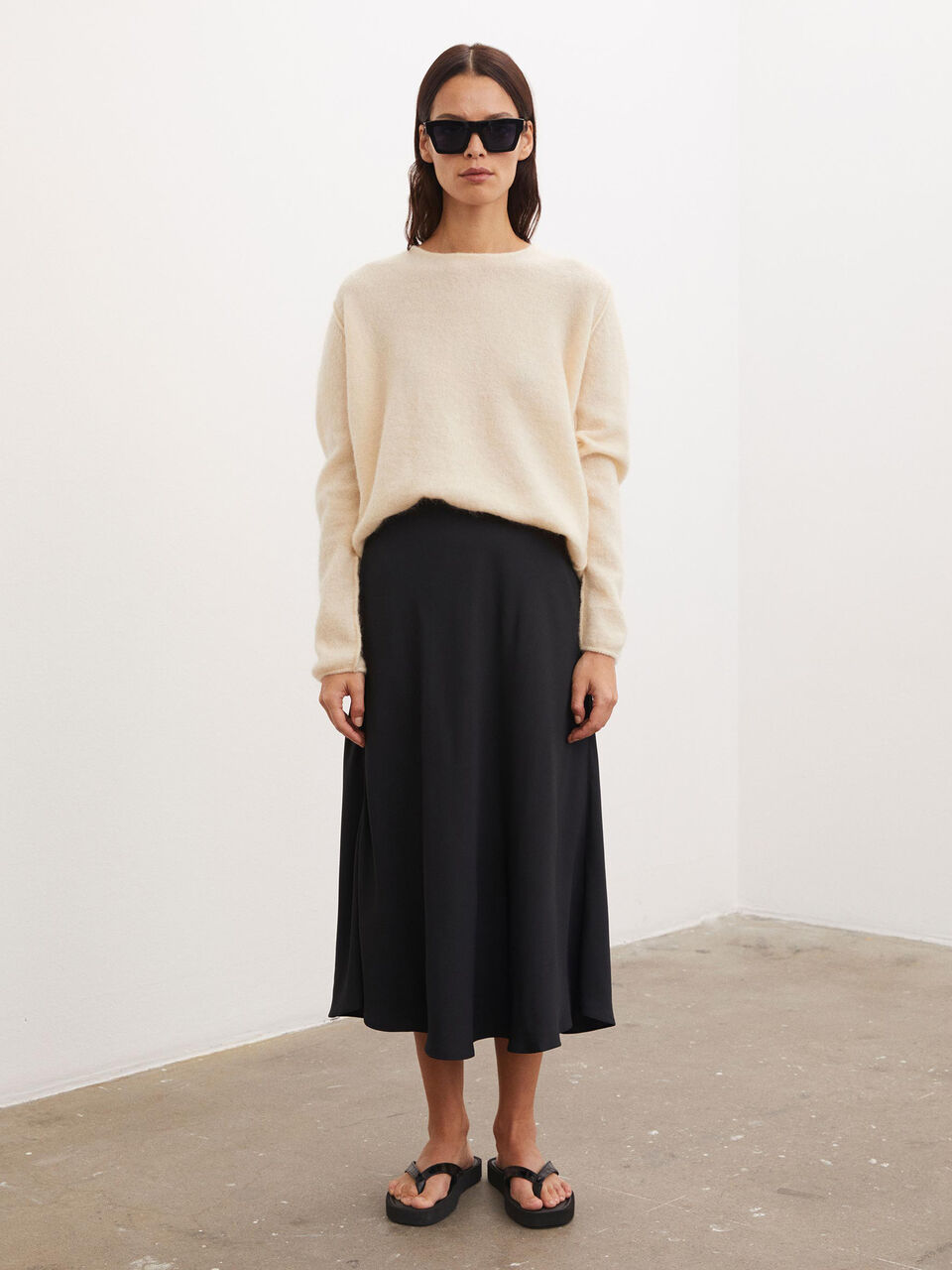 Oshin asymmetrical skirt Oshin asymmetrical skirt