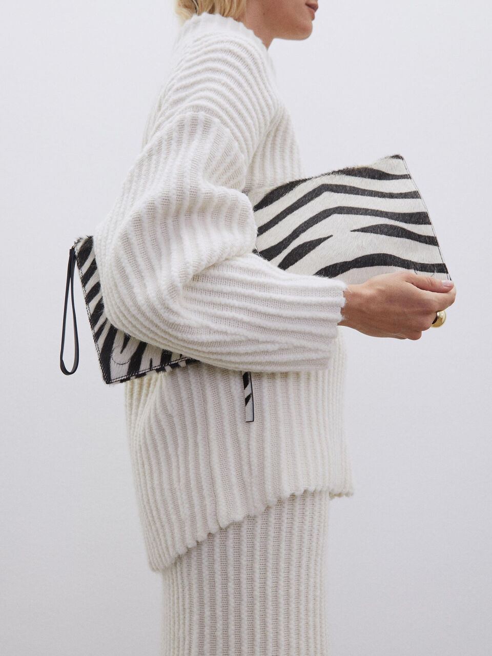 Envela clutch Envela clutch