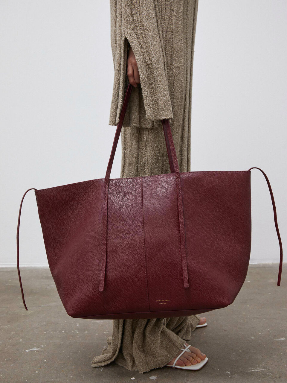 Abilla leather tote Abilla leather tote