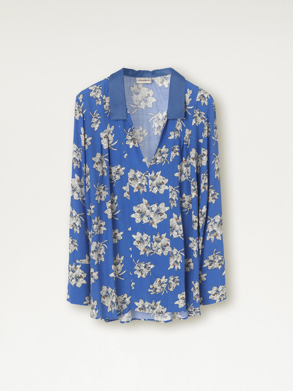 Crepe blouse Crepe blouse