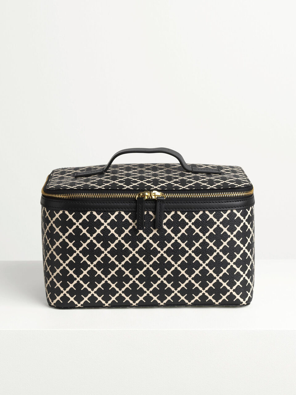 Bae cosmetics case Bae cosmetics case