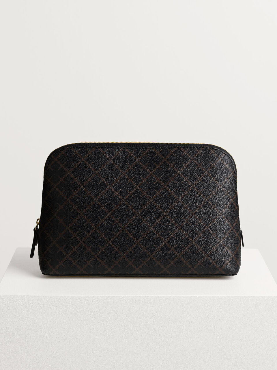 Bae medium cosmetics case Bae medium cosmetics case