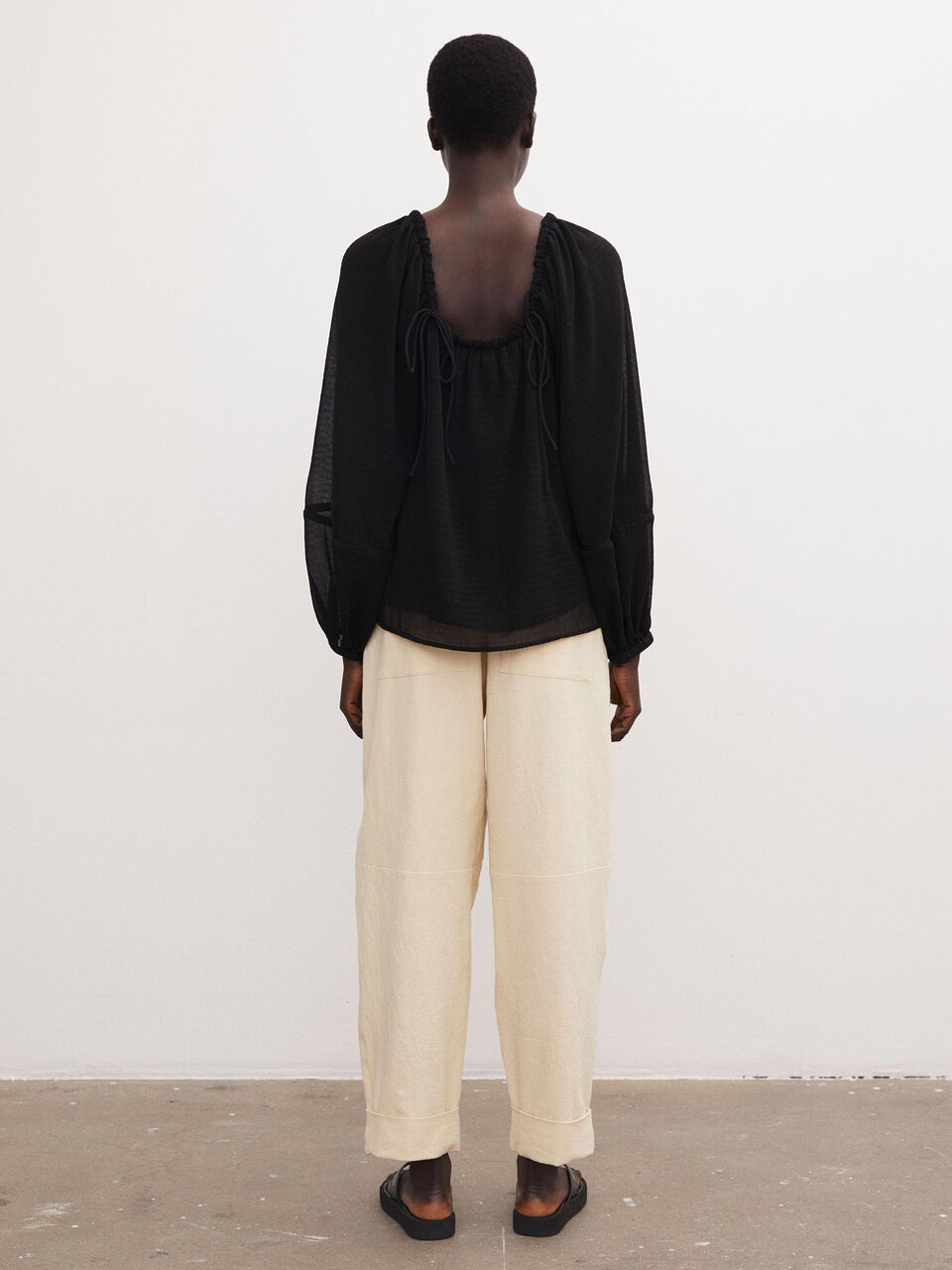 Elodium puff-sleeved blouse Elodium puff-sleeved blouse