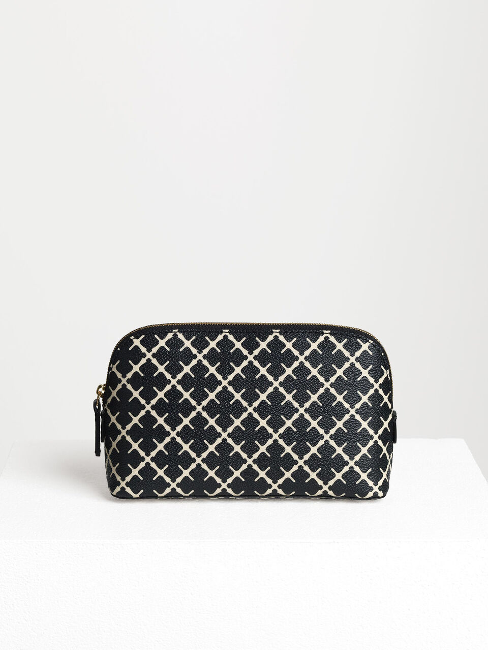 Bae small cosmetics case Bae small cosmetics case