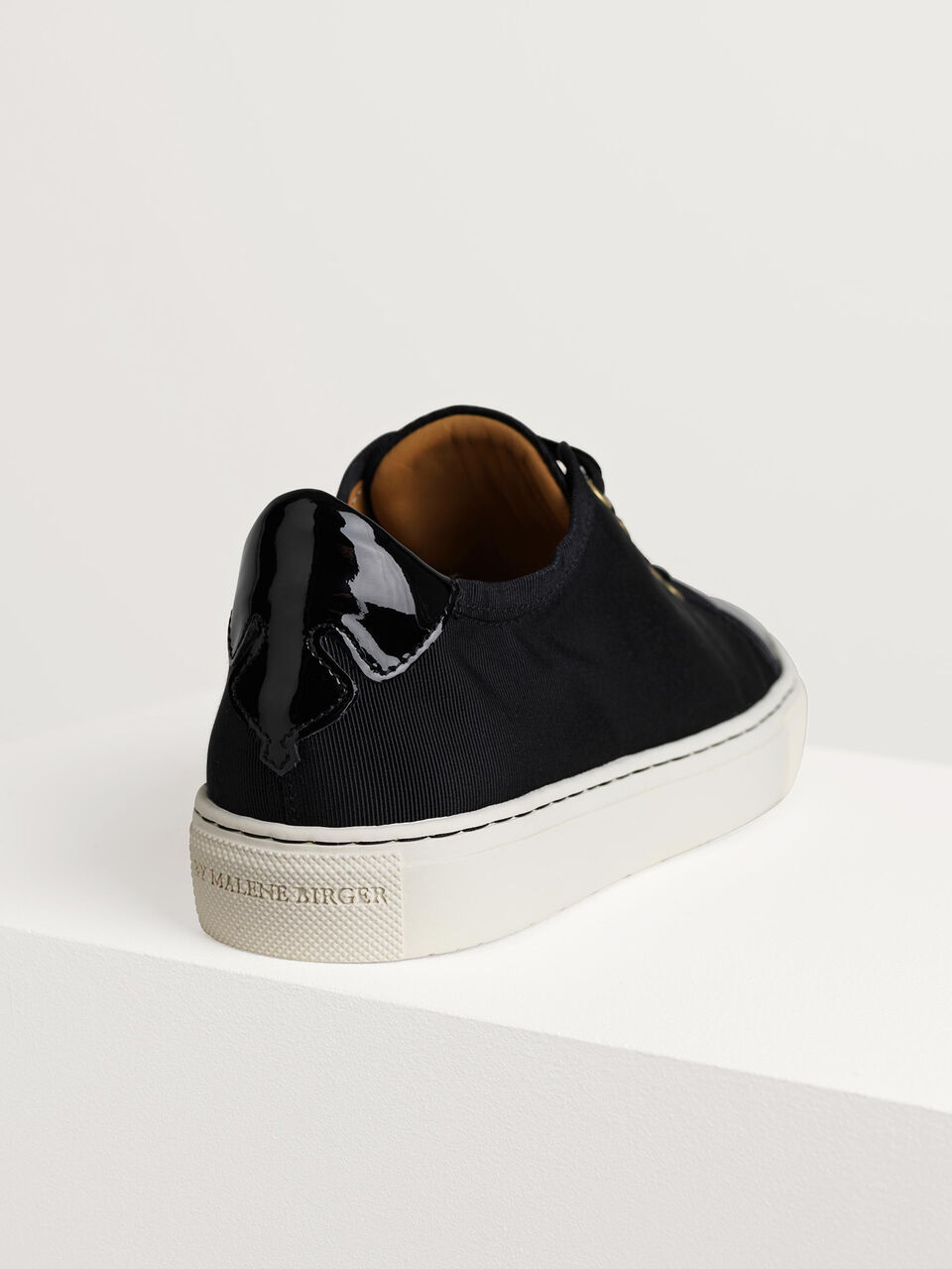 Slick sneakers Slick sneakers