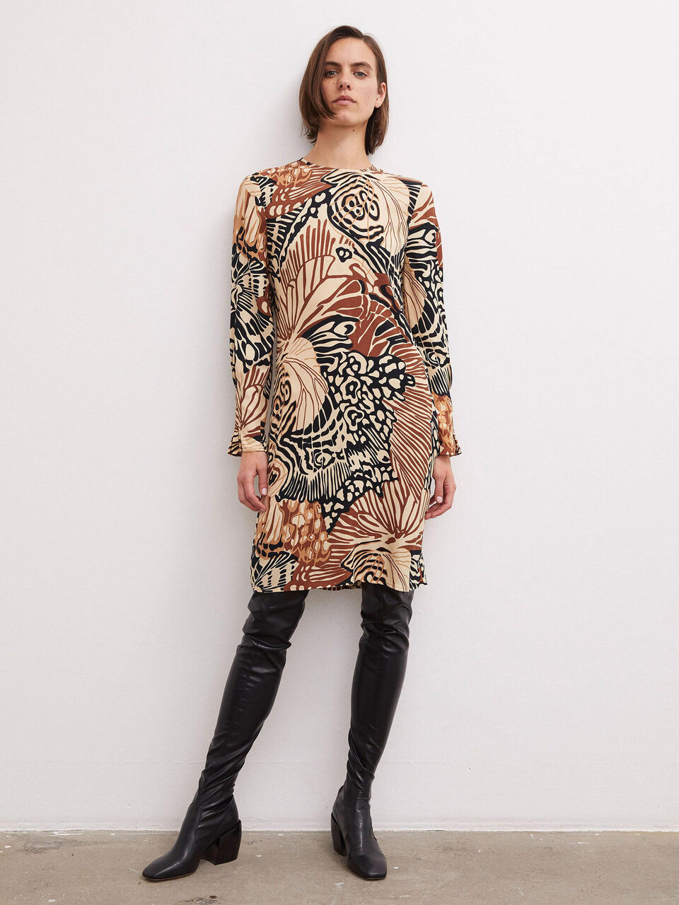 Sete Kleid mit Schmetterlingsprint Sete Kleid mit Schmetterlingsprint