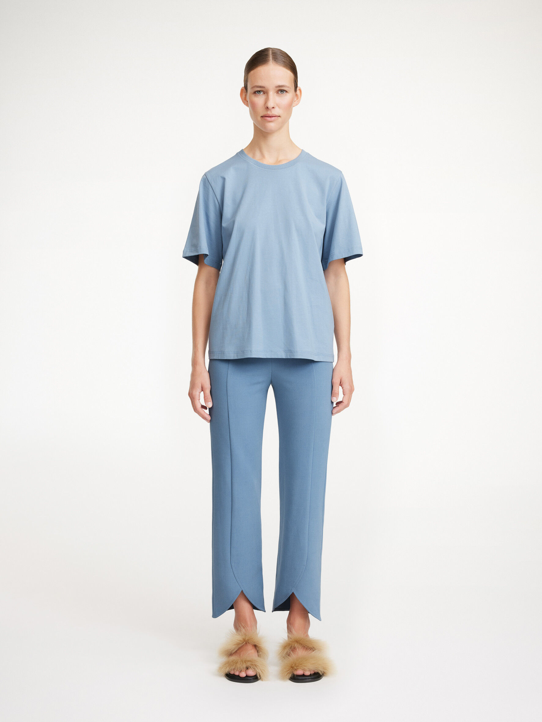 Cos clothing online 2025