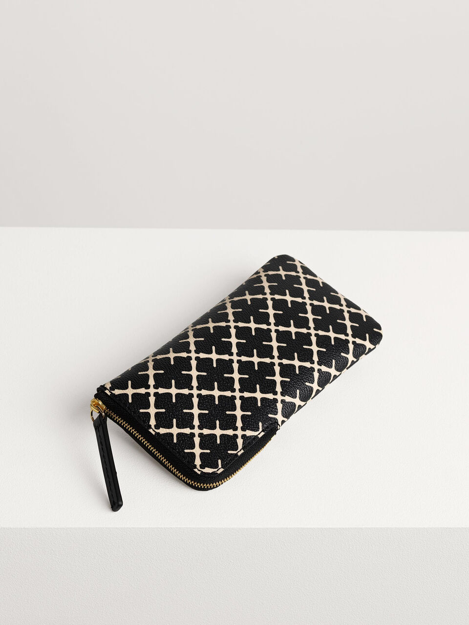 Sunnies sunglasses case Sunnies sunglasses case