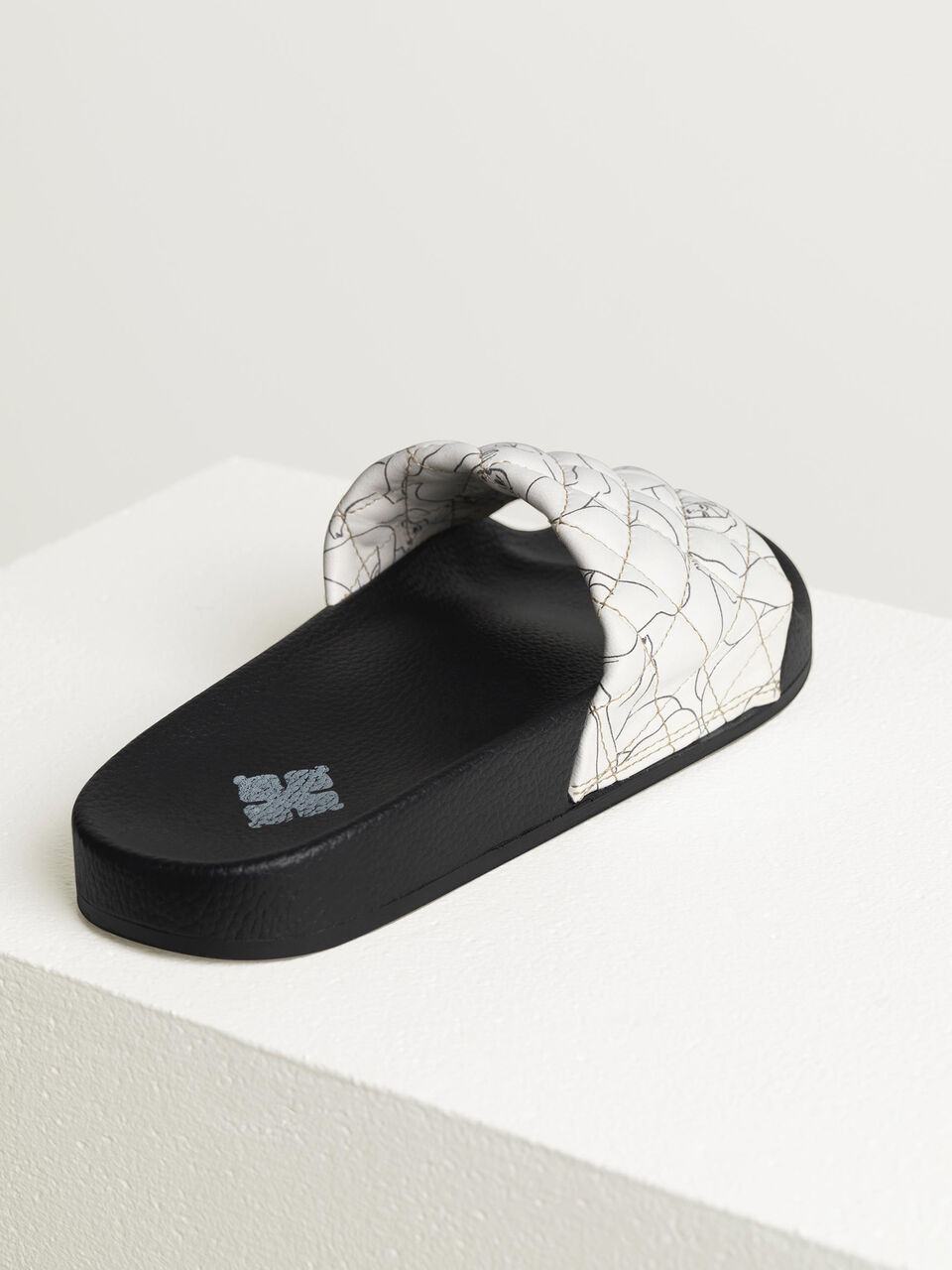 Leather slides Leather slides