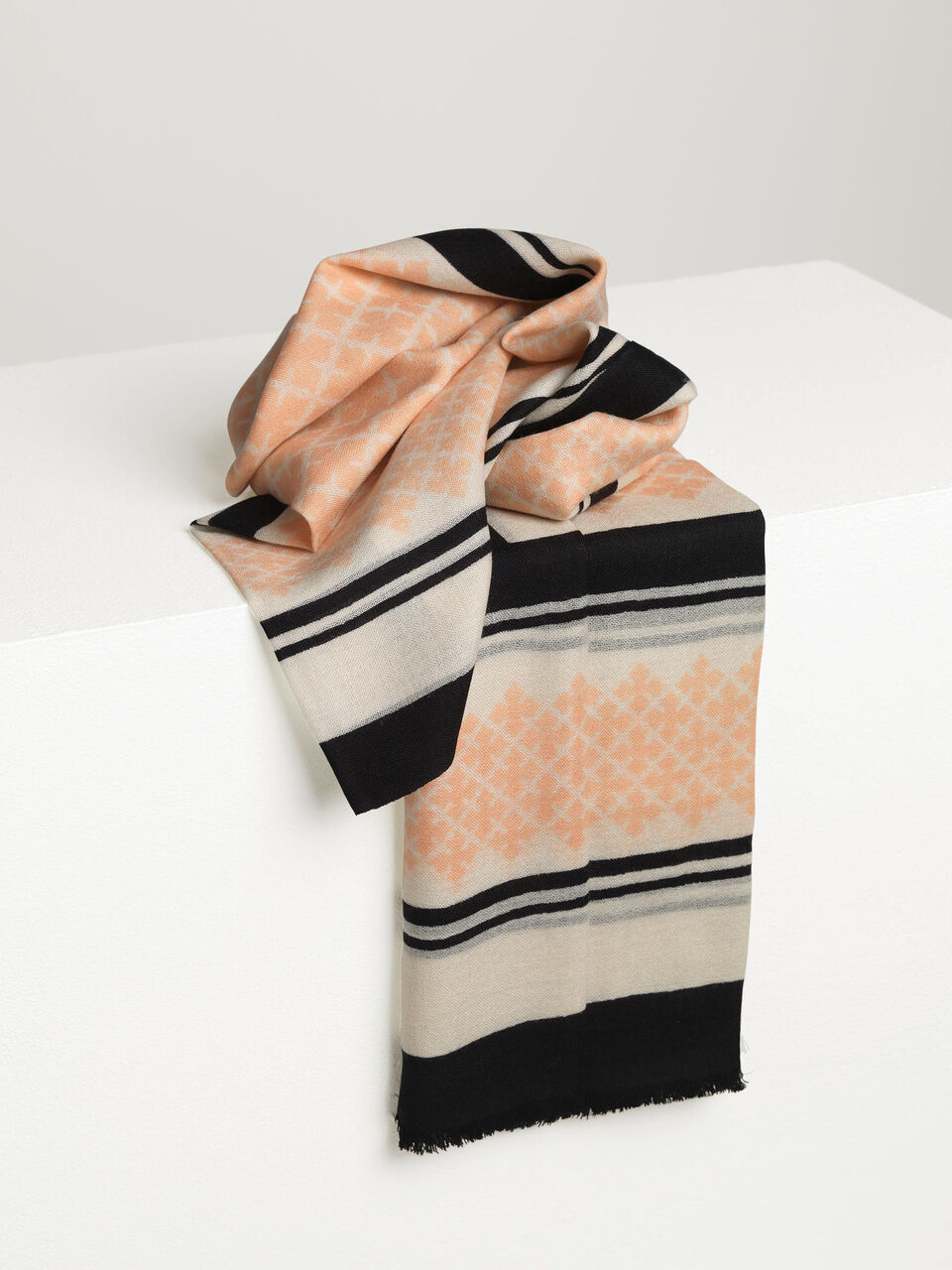 Tørklæde i twill-uld Tørklæde i twill-uld